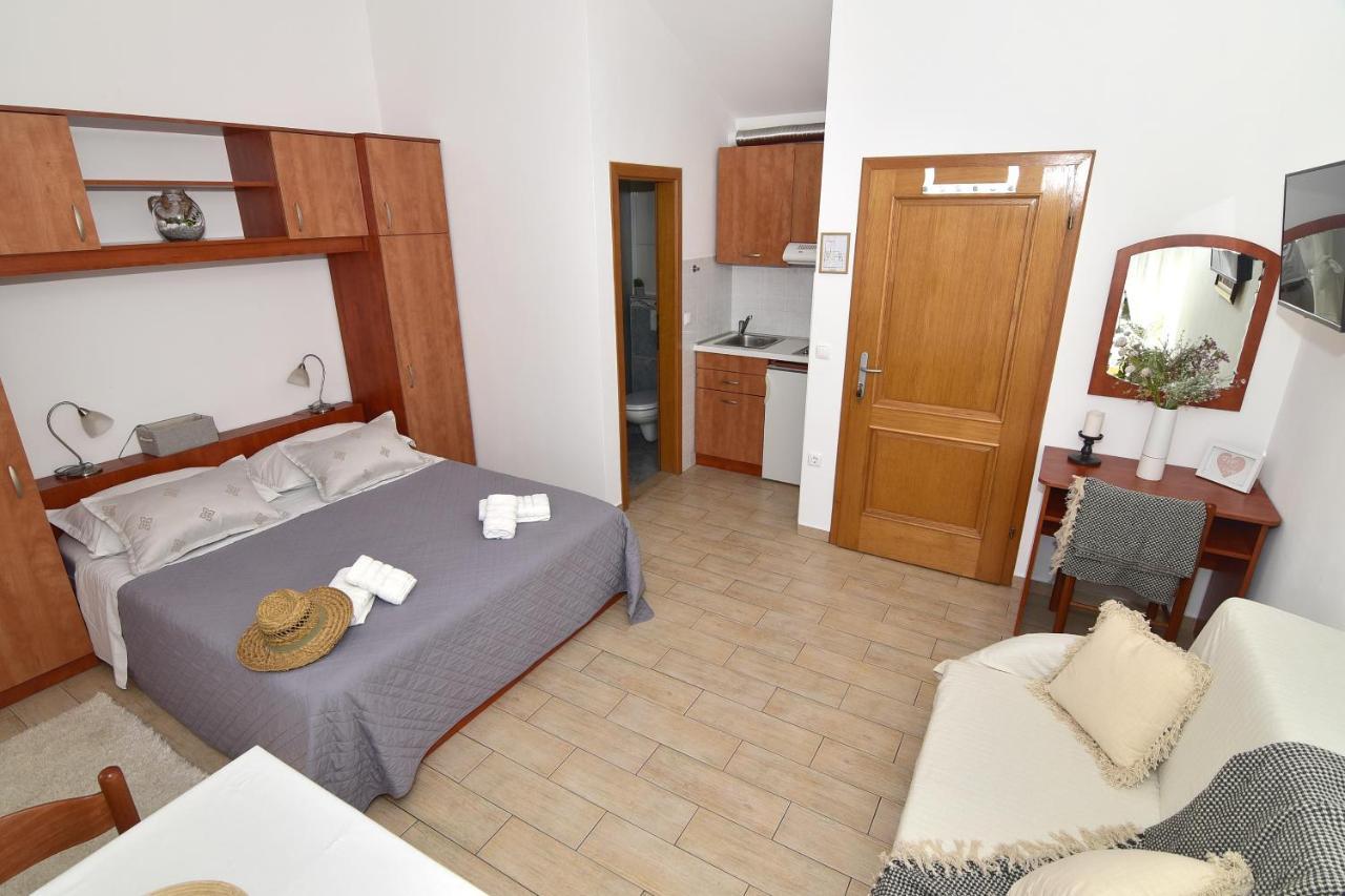 Old Town Studio Apartments マカルスカ エクステリア 写真