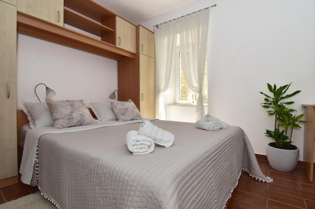 Old Town Studio Apartments マカルスカ エクステリア 写真